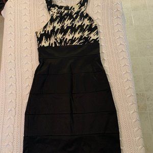 Sleeveless Houndstooth Fitted Dress